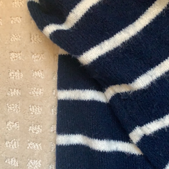 Cardigan - Picture 2 of 3